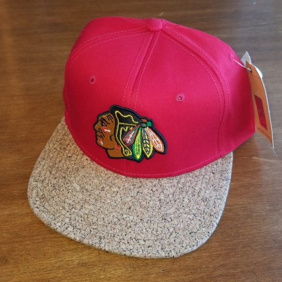 American Needle Other - Chicago Blackhawks red & corkboard snap-back cap